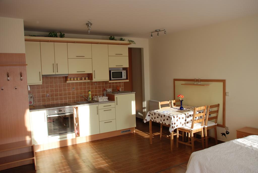 Atmoszféra Apartman Sárvár Esterno foto